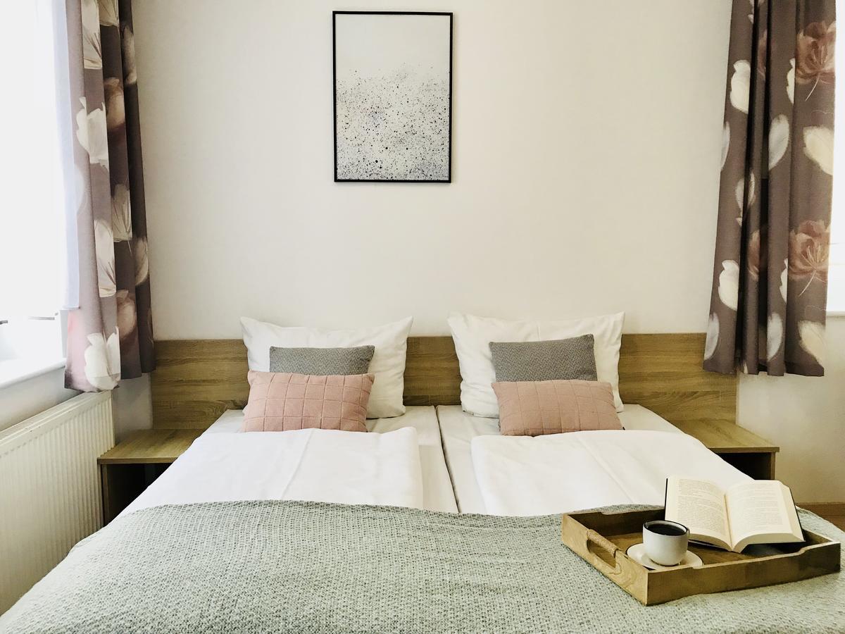 Azalia Bed and Breakfast Ustronie Morskie Eksteriør billede