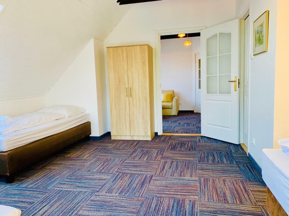 Azalia Bed and Breakfast Ustronie Morskie Eksteriør billede