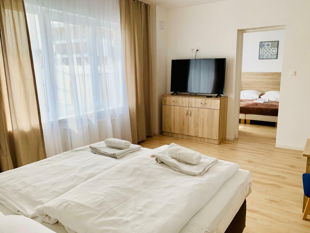 Azalia Bed and Breakfast Ustronie Morskie Eksteriør billede